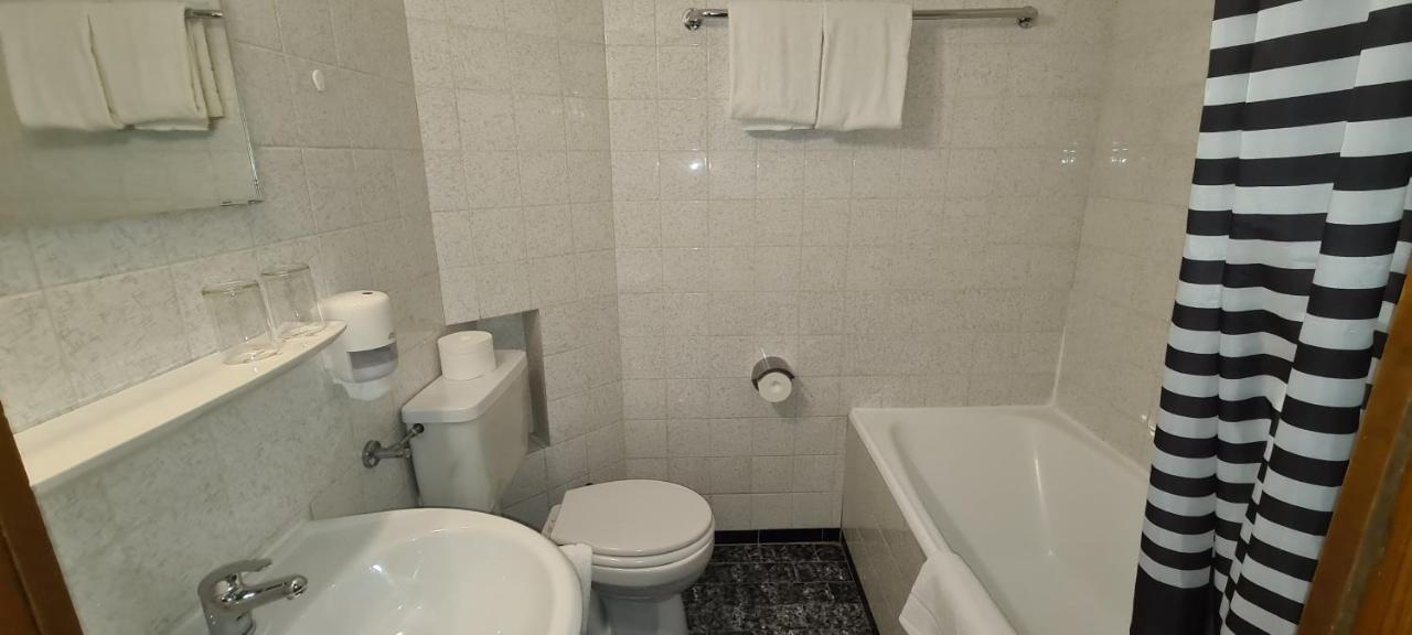 Seehotel zur Post Tegernsee Buitenkant foto