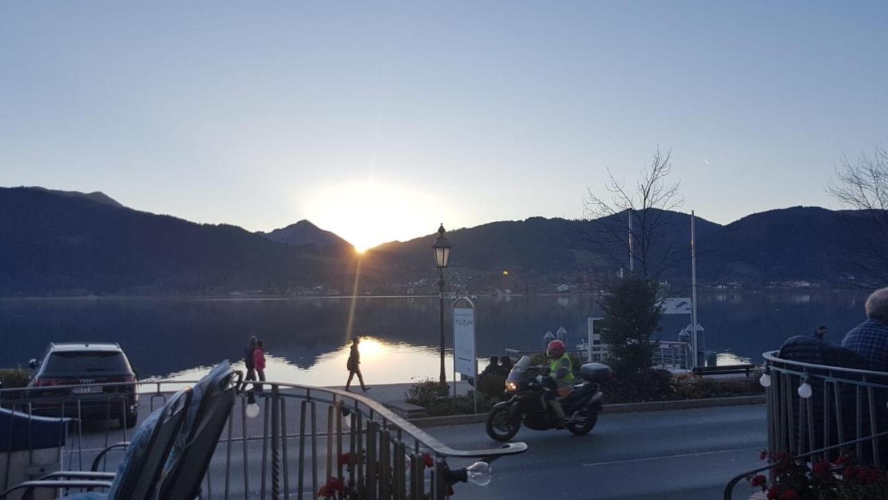Seehotel zur Post Tegernsee Buitenkant foto
