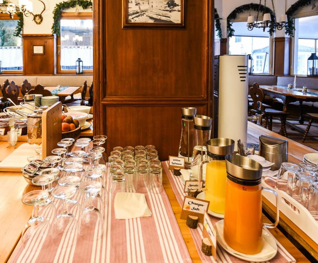 Seehotel zur Post Tegernsee Buitenkant foto