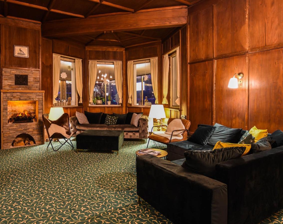 Seehotel zur Post Tegernsee Buitenkant foto