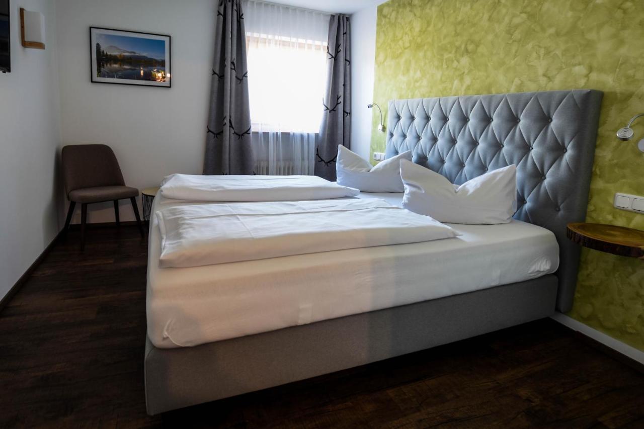 Seehotel zur Post Tegernsee Buitenkant foto