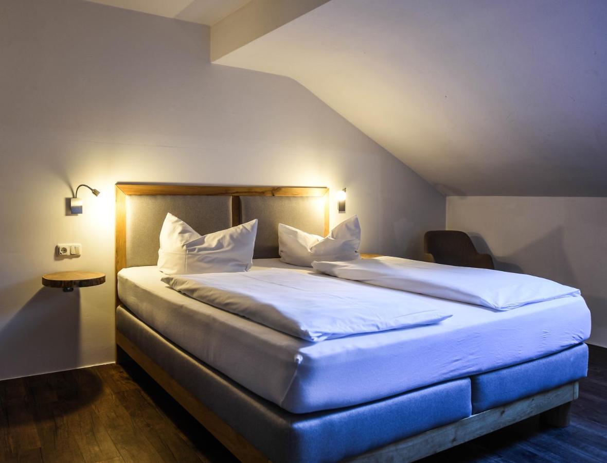 Seehotel zur Post Tegernsee Buitenkant foto